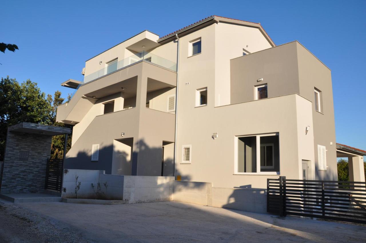 Aurora Apartment Liznjan Exterior photo